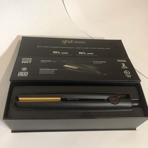**NIB** ghd Gold Classic 1" Ceramic Styler